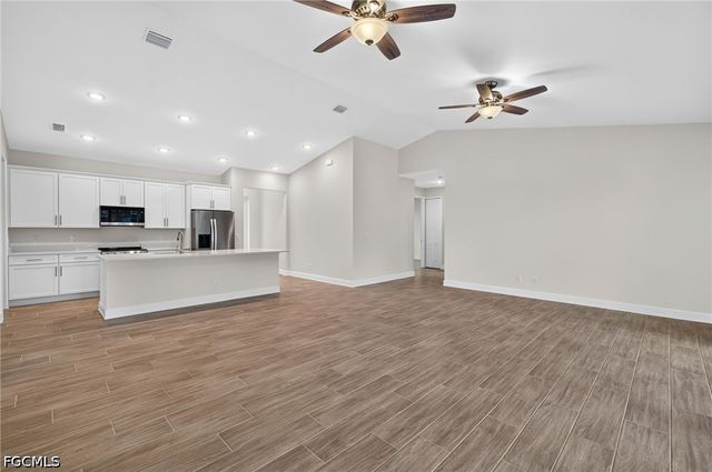 629 SW 13th ST, Cape Coral, FL 33914