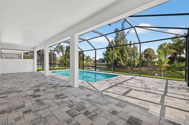 629 SW 13th ST, Cape Coral, FL 33914
