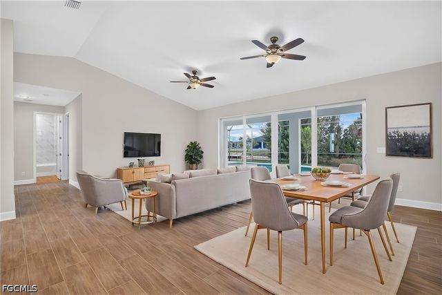 629 SW 13th ST, Cape Coral, FL 33914