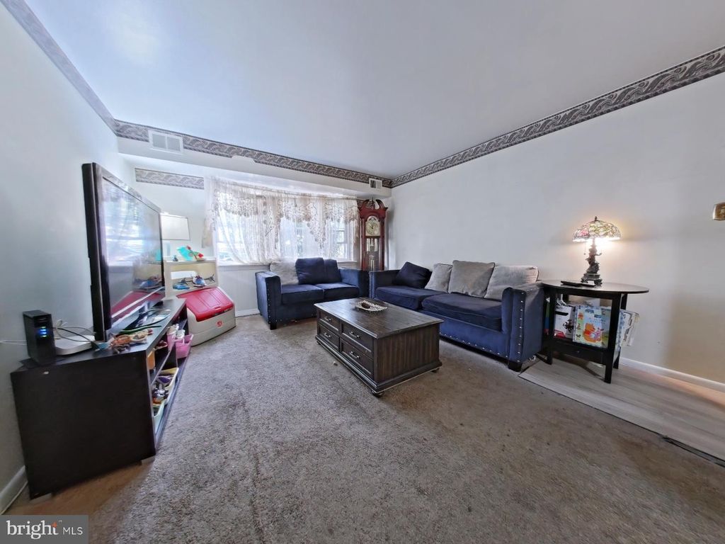 802 SOUTH AVE #C2, SECANE, PA 19018 — photo 2