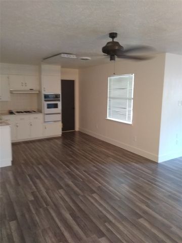 1401 21st Street, Mineral Wells, TX 76067
