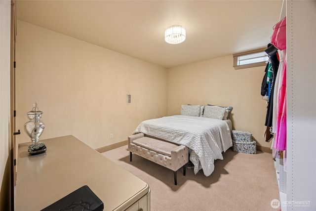 33508 42 Avenue SW, Federal Way, WA 98023