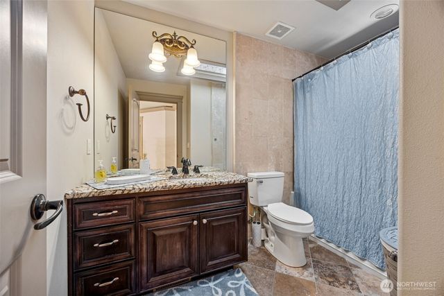 33508 42 Avenue SW, Federal Way, WA 98023