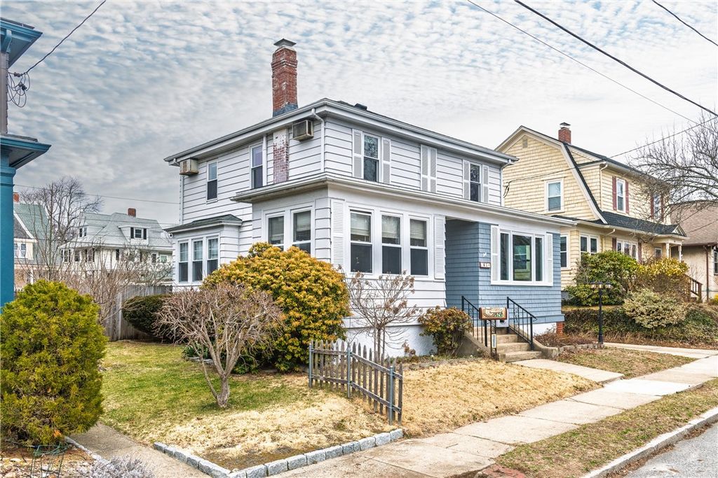 41 Berwick Lane, Cranston, RI 02905