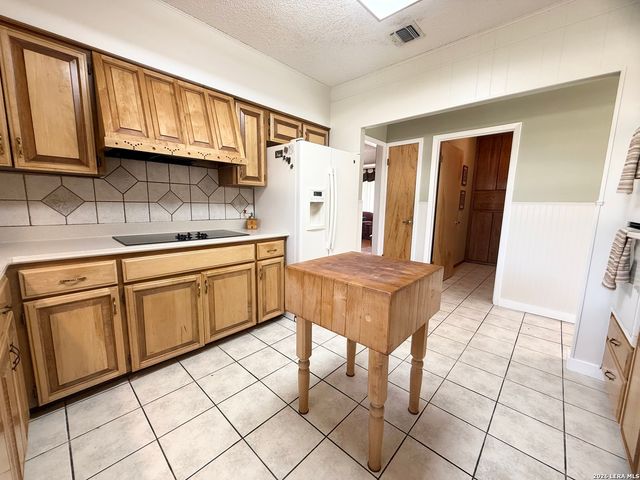 228 Sagecrest, San Antonio, TX 78232