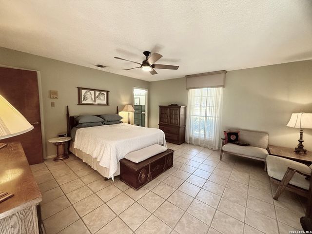 228 Sagecrest, San Antonio, TX 78232