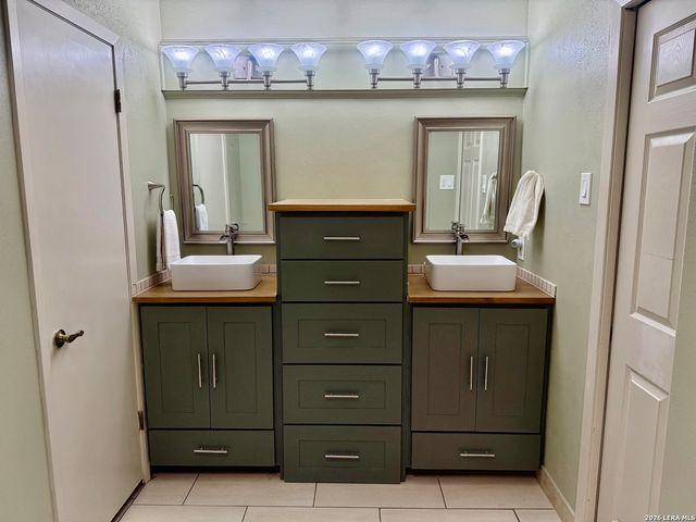 228 Sagecrest, San Antonio, TX 78232