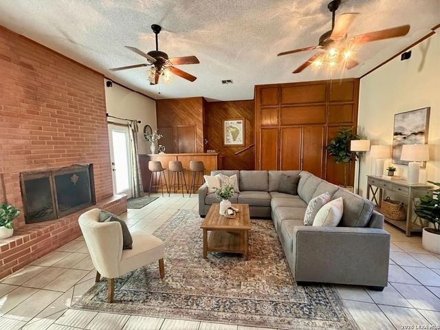 228 Sagecrest, San Antonio, TX 78232