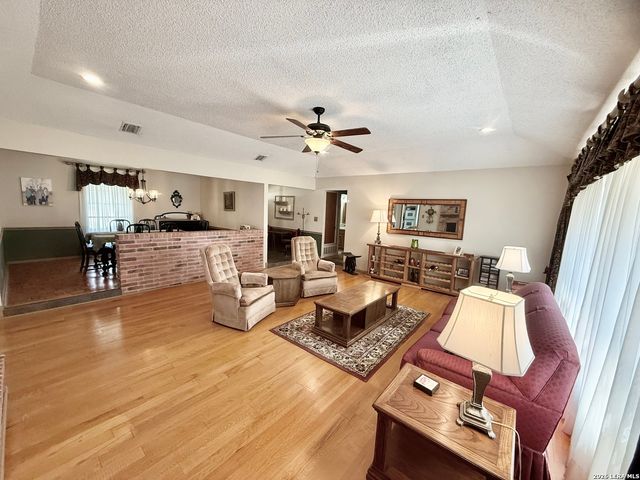 228 Sagecrest, San Antonio, TX 78232