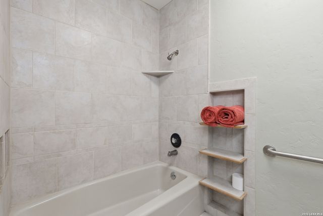 228 Sagecrest, San Antonio, TX 78232
