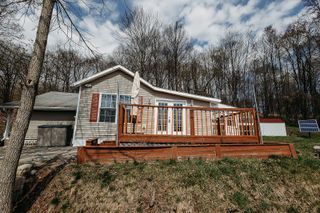 24 Sky Top Road, Bloomingburg, NY 12721
