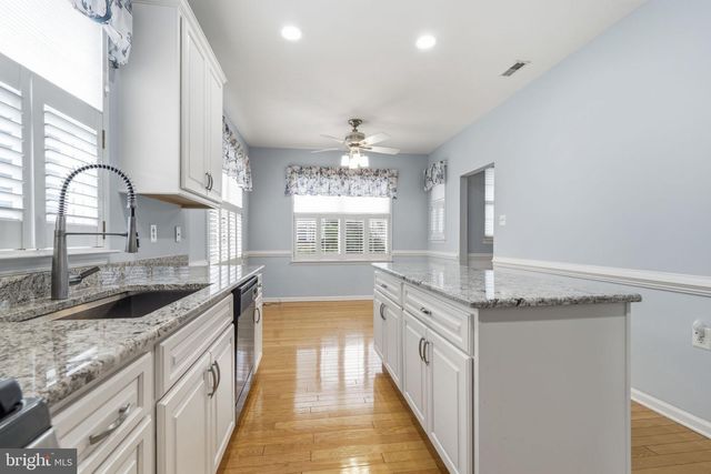 17 LADY SLIPPER LN, Langhorne, PA 19047