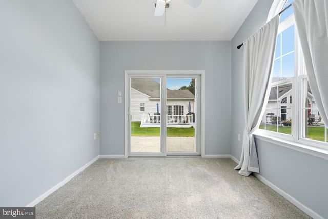 17 LADY SLIPPER LN, Langhorne, PA 19047