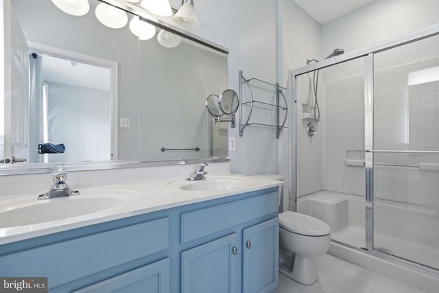 17 LADY SLIPPER LN, Langhorne, PA 19047