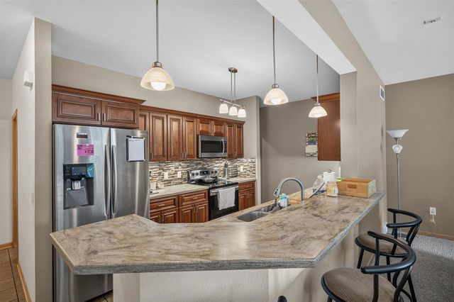 737 Clardell Drive, Sun Prairie, WI 53590