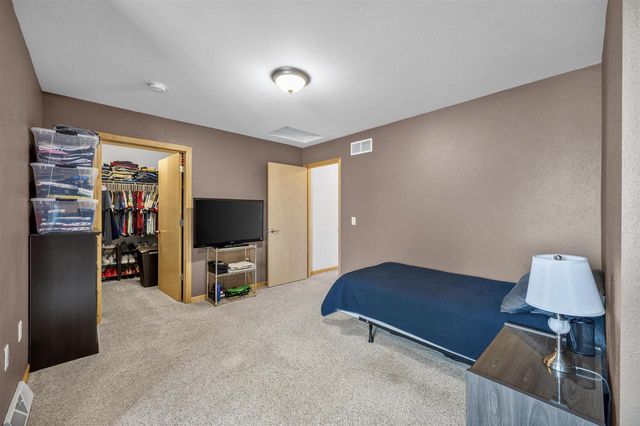 737 Clardell Drive, Sun Prairie, WI 53590