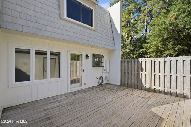 532 Cobblestone Drive, Wilmington, NC 28405