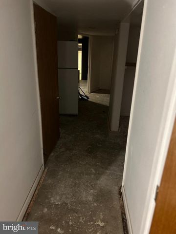 5625 WILLOWS AVE, Philadelphia, PA 19143