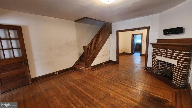 5625 WILLOWS AVE, Philadelphia, PA 19143