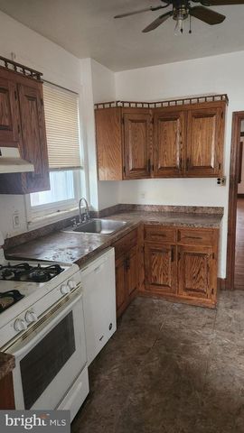 5625 WILLOWS AVE, Philadelphia, PA 19143