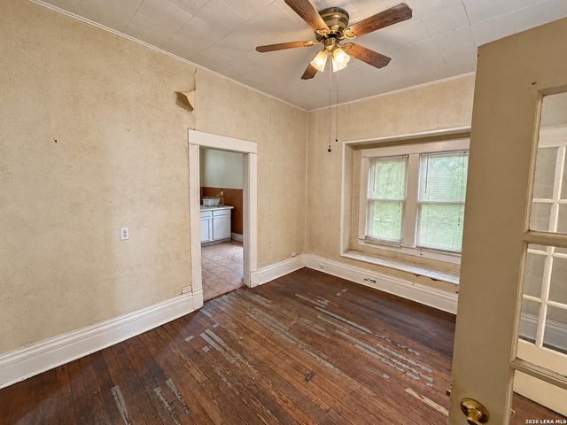 340 HALLIDAY AVE, San Antonio, TX 78210