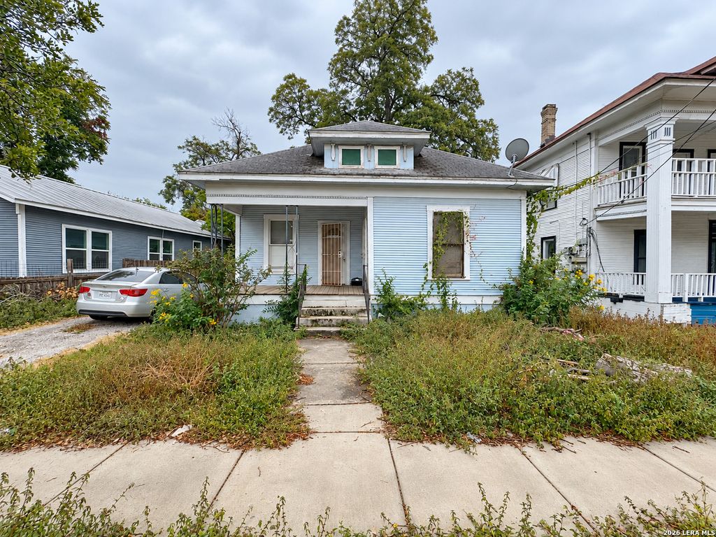 340 HALLIDAY AVE, San Antonio, TX 78210