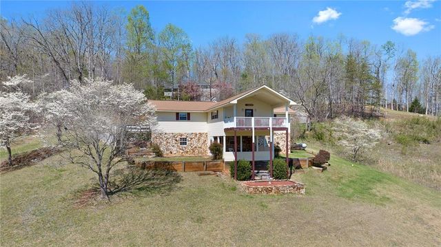 6360 Springwood Trail, Young Harris, GA 30582