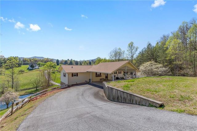 6360 Springwood Trail, Young Harris, GA 30582