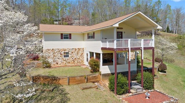 6360 Springwood Trail, Young Harris, GA 30582