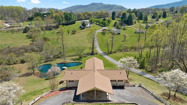 6360 Springwood Trail, Young Harris, GA 30582