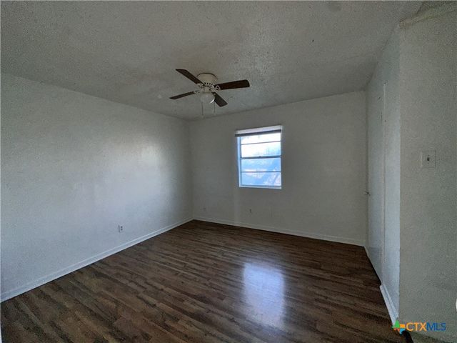 405 W AVENUE E Branch, Killeen, TX 76541