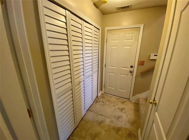 664 Rosewood Circle, Jonesboro, GA 30238