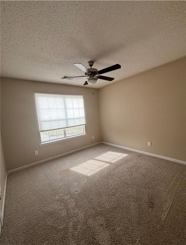 664 Rosewood Circle, Jonesboro, GA 30238