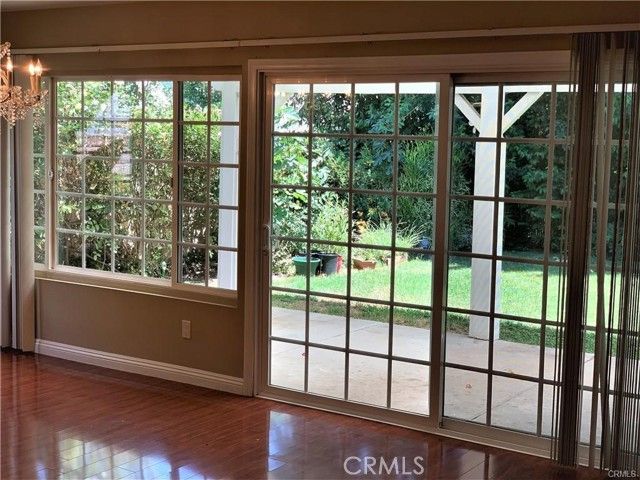 6718 Shoup, Woodland Hills (los Angeles), CA 91307