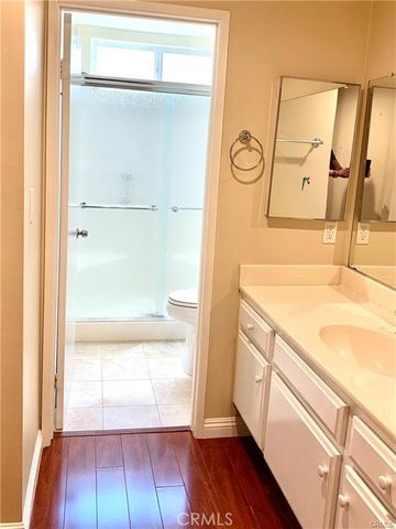 6718 Shoup, Woodland Hills (los Angeles), CA 91307