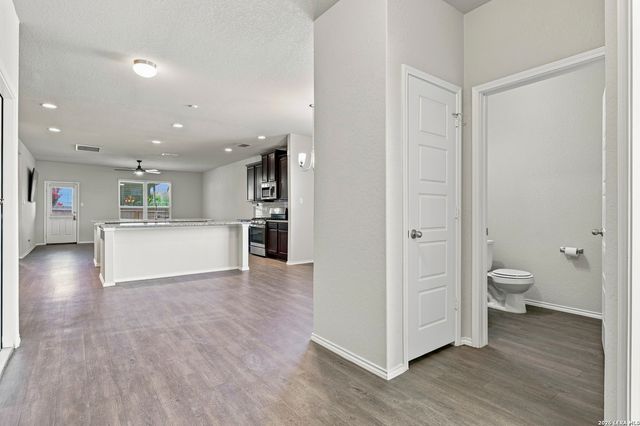 1006 Terlan Dr, New Braunfels, TX 78130