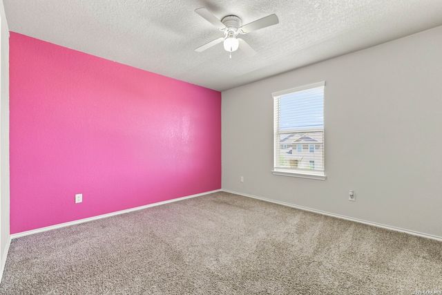 1006 Terlan Dr, New Braunfels, TX 78130