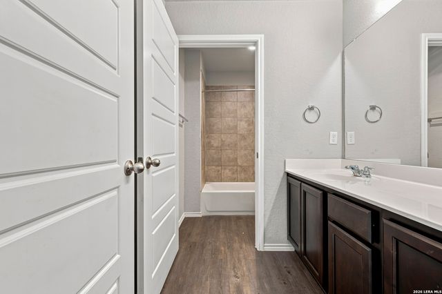 1006 Terlan Dr, New Braunfels, TX 78130