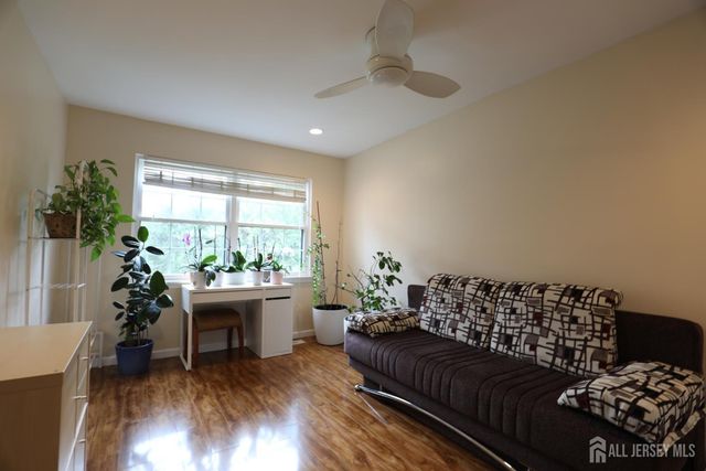 17 Wilson Court, East Brunswick, NJ 08816