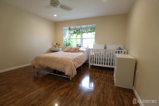 17 Wilson Court, East Brunswick, NJ 08816