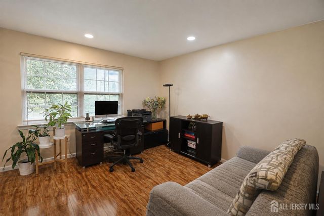 17 Wilson Court, East Brunswick, NJ 08816