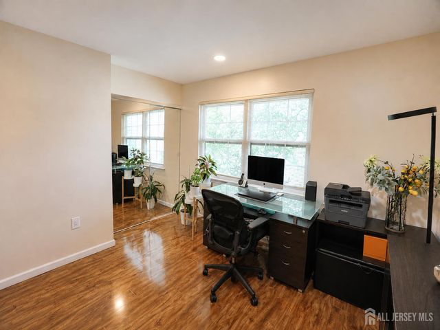 17 Wilson Court, East Brunswick, NJ 08816