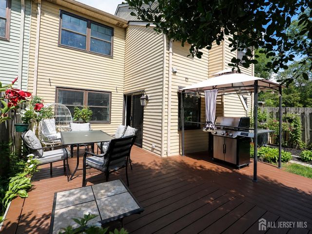 17 Wilson Court, East Brunswick, NJ 08816