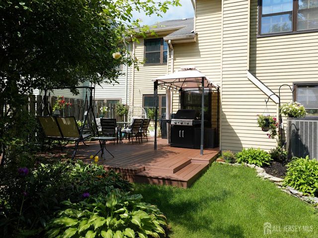 17 Wilson Court, East Brunswick, NJ 08816
