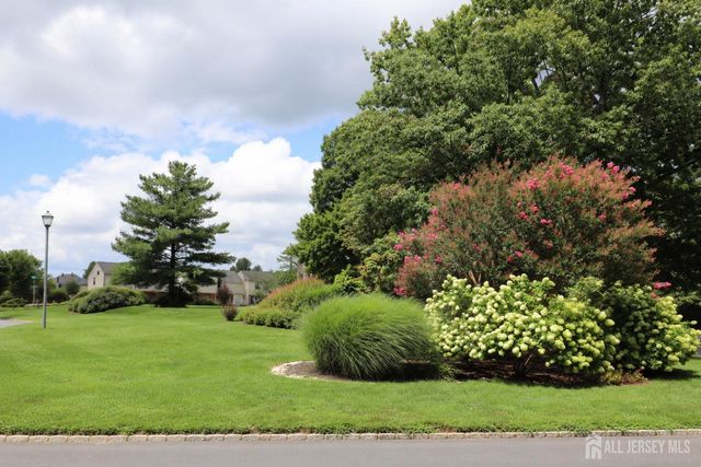 17 Wilson Court, East Brunswick, NJ 08816