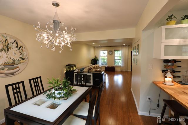 17 Wilson Court, East Brunswick, NJ 08816