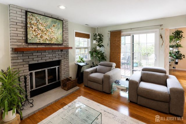 17 Wilson Court, East Brunswick, NJ 08816
