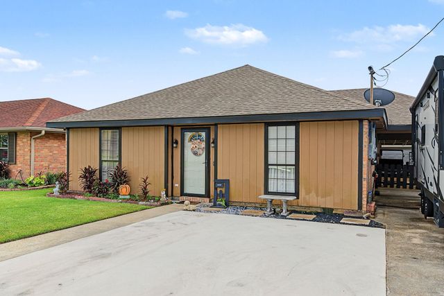 352 Firwood Drive, Houma, LA 70363