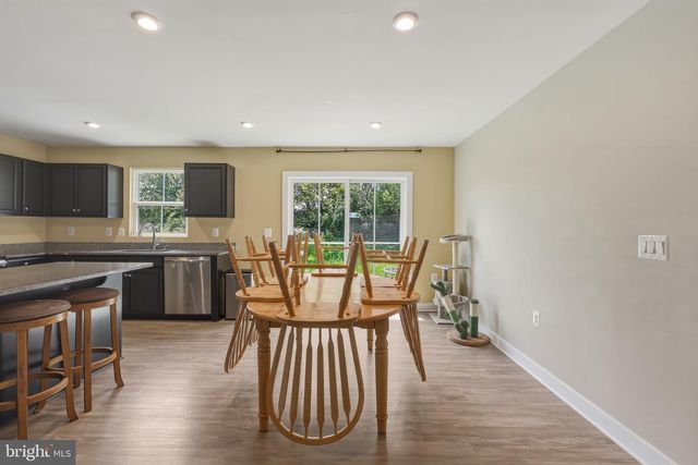 43 ELSTOW WAY, Martinsburg, WV 25405