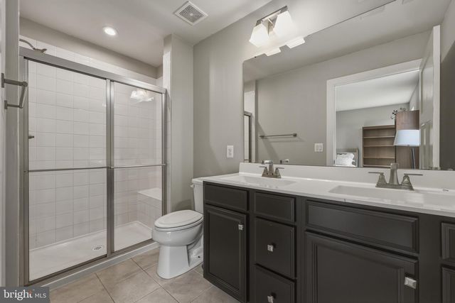 43 ELSTOW WAY, Martinsburg, WV 25405